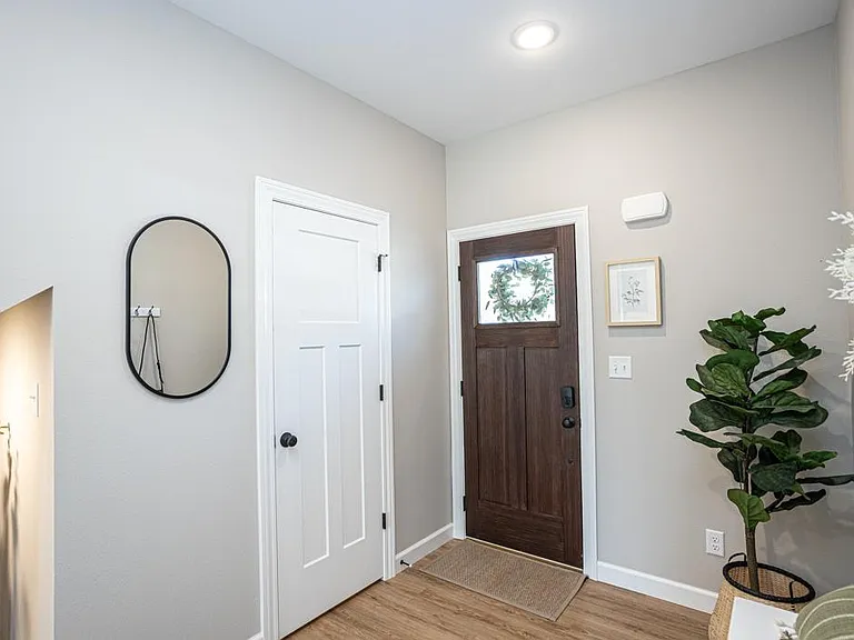 110 Sierra Cir #A — Photo 7