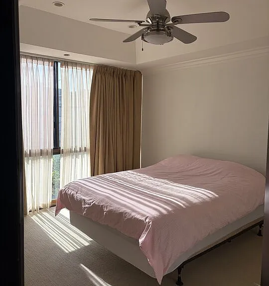 125 N Gale Dr #204 — Photo 23