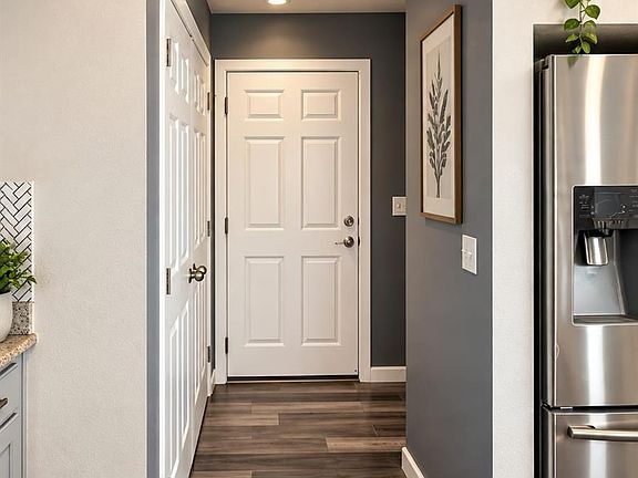 3rd image of 4481 Telluride Ct