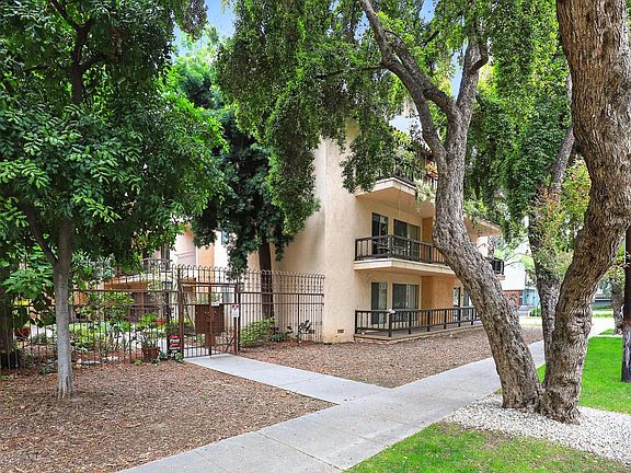 4th image of 1127 E Del Mar Blvd APT 228