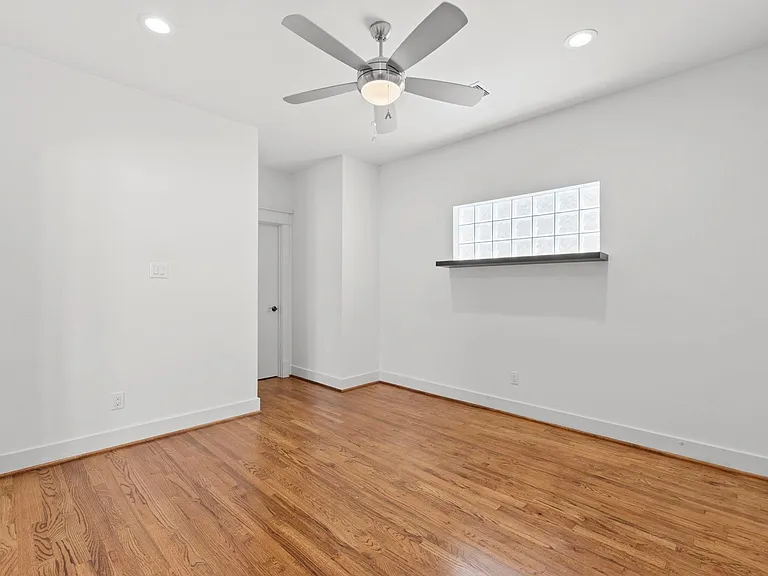 4503 Floyd St — Photo 23