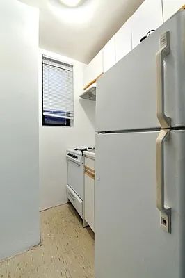 Rented by Eisenberg Exclusives | media 84