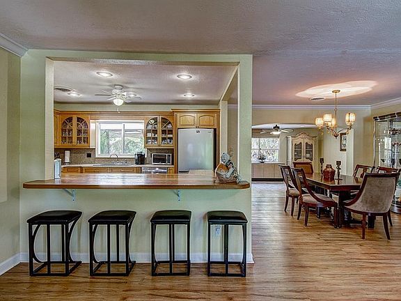 5th image of 1132 Snell Isle Blvd NE