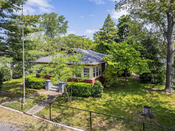 501 Capstan Avenue, Beachwood, NJ 08722