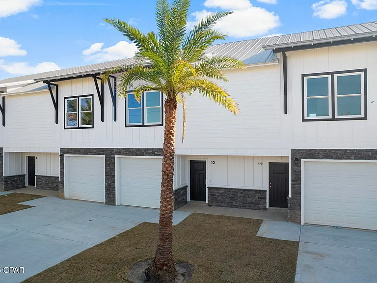 7079 Patronis Dr — Photo 3