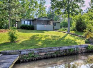 301 Willow Dr, Sparta, GA 31087