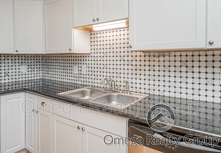 2104 Yancey Ave — Photo 16