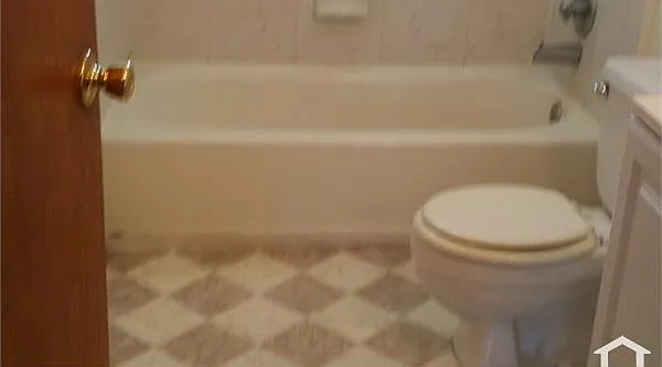 210 Nob Hill Ter #1 — Photo 9