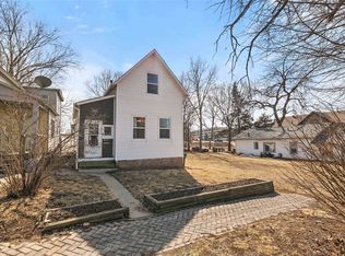 813 Lyon St, Des Moines, IA 50309