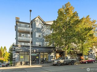 Maple Court Seattle Condominium, Seattle, WA 98115