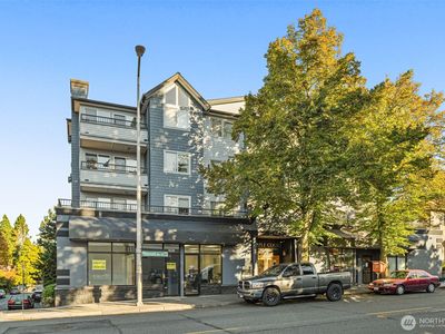 9222 Roosevelt Way NE #203, Seattle, WA, 98115