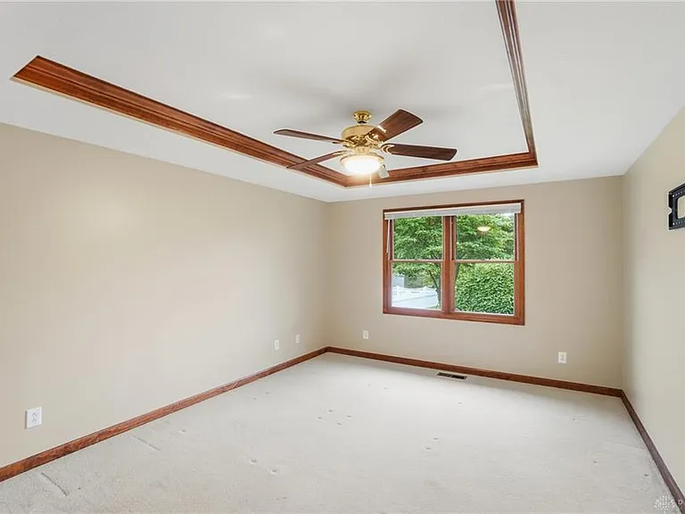 75 Myers Farm Ct — Photo 13