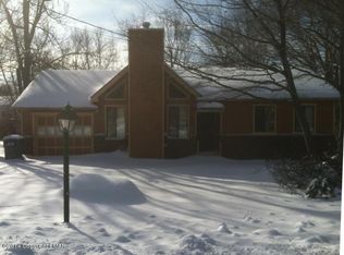 7909 Sleepy Hollow Dr, Tobyhanna, PA