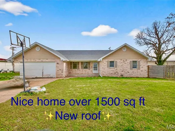 206 Meadowmere Ct, Lebanon, MO 65536