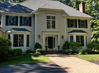 5 Indian Pipe Trl, Avon, CT 06001