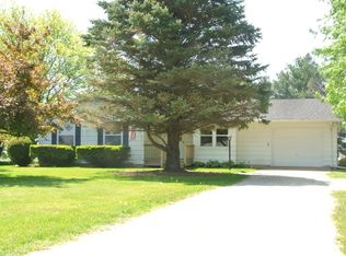 8732 Shabbona Grove Rd, Waterman, IL 60556