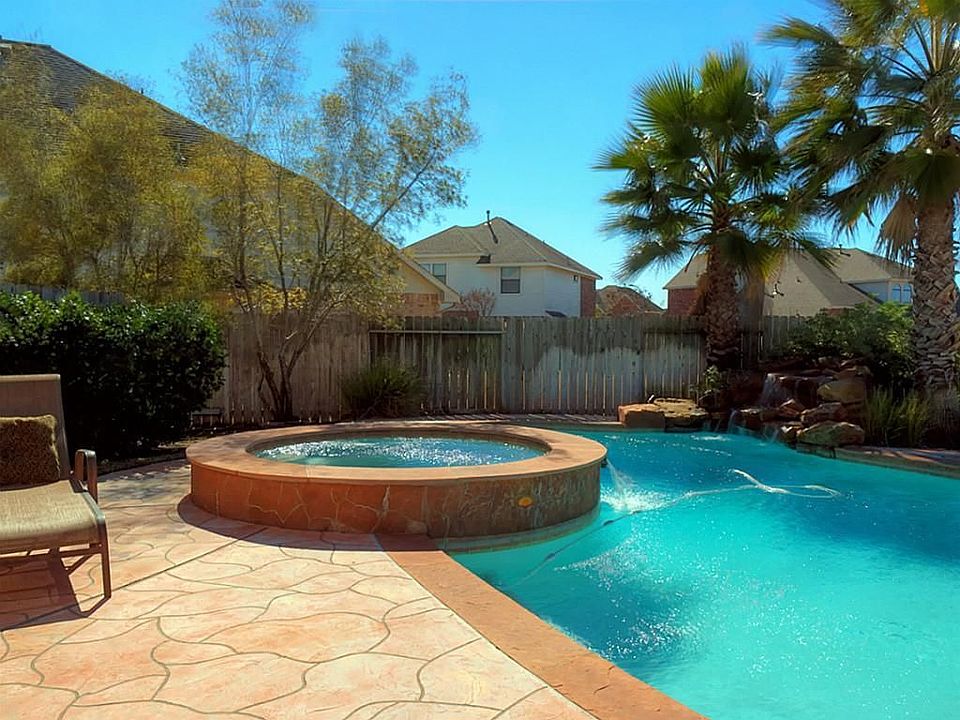 1st image of 19306 Canyon Bay Ct
