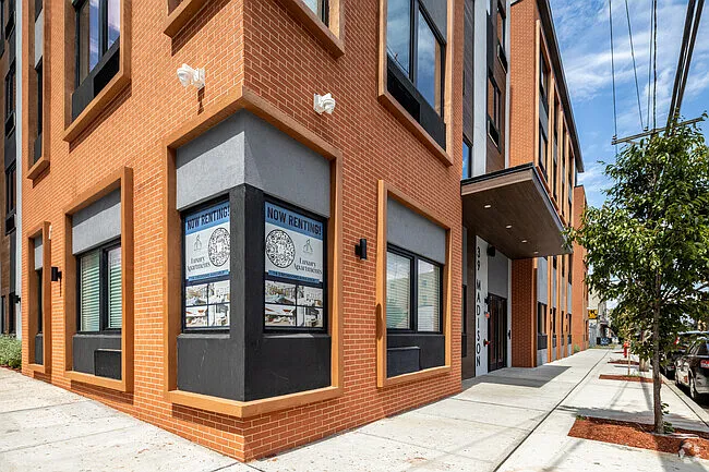 28 Jefferson St #VAR8 — Photo 15