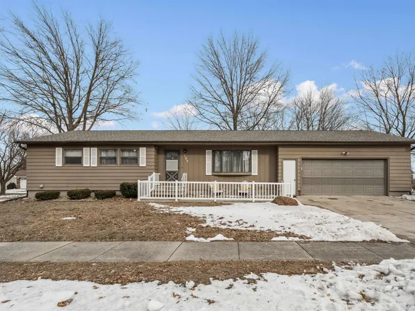 106 23rd St NW, Waverly, IA 50677