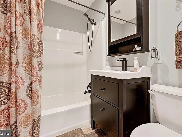 4296 Wolf Hill Dr — Photo 10