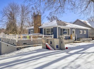 1800 Edward St, Maplewood, MN 55109