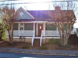 520 W 1st St #A, Winston Salem, NC 27101
