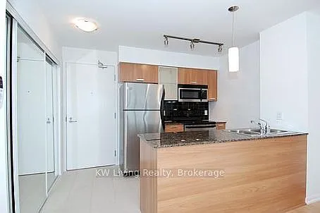2 bed, $3,200 — Photo 3