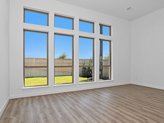 4th image of 4603 Valeria Cottage Dr