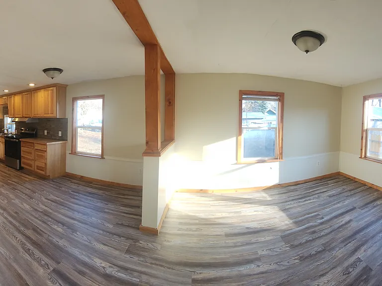 32440 N 2nd Ave — Photo 4