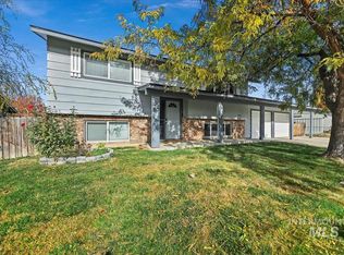 1424 W Kingswood Ave, Meridian, ID 83646