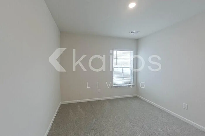 47 Springdale Rd — Photo 15