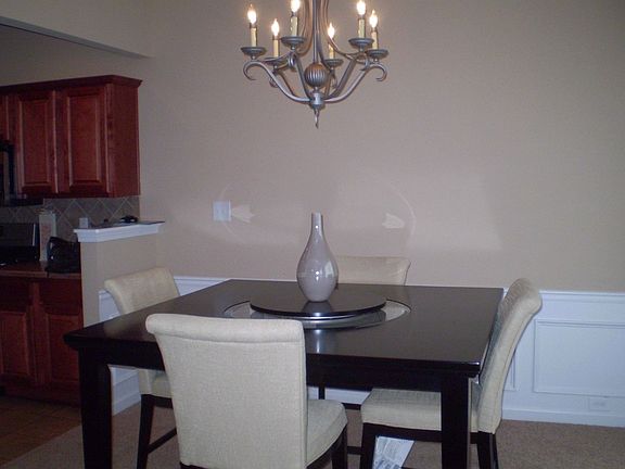 Dining room-perfect for entertaining