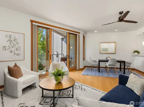 620 NE Vineyard Lane #B203, Bainbridge Island, WA 98110