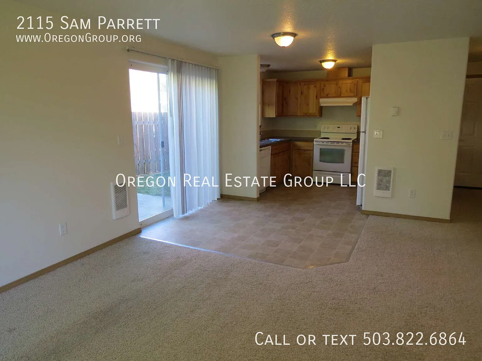 Super Clean 3 Bedroom Home in Newberg! — Photo 4