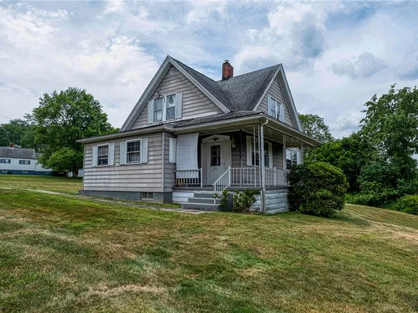 10 Grace St, Imperial, PA 15126