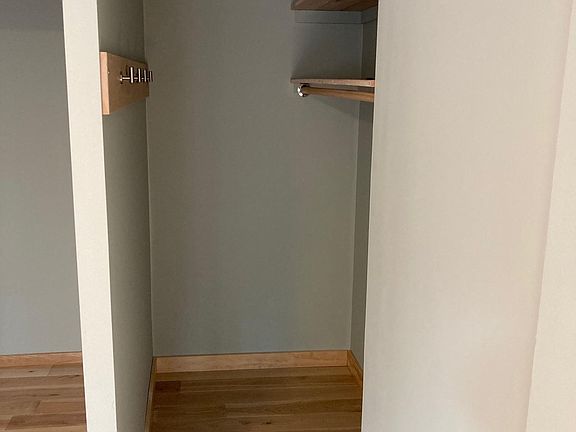 Walk in Closet Room 1