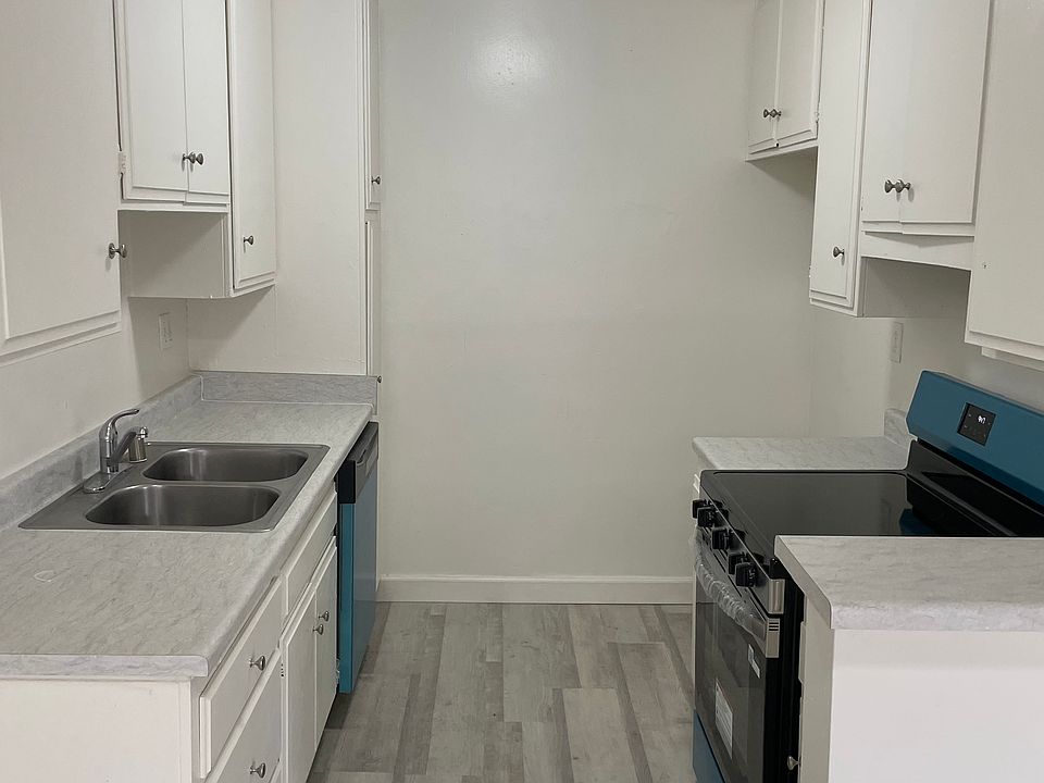 1st image of 15150 Parthenia St #72