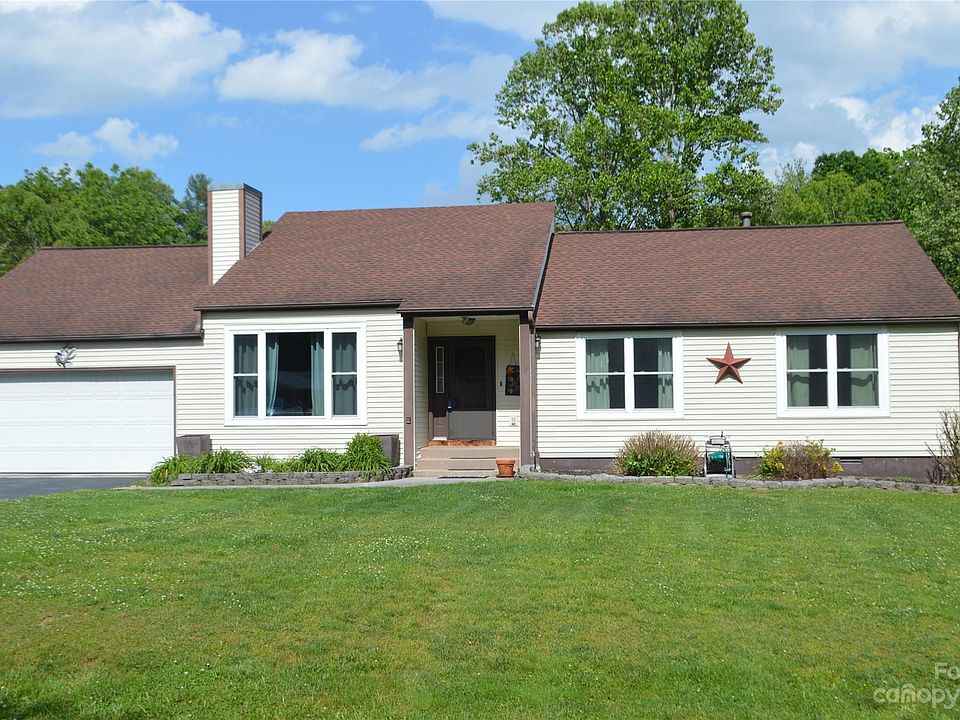 1st image of 206 Stonebrook Dr