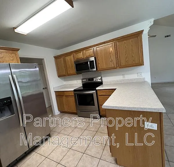 1257 Fox Run Ln — Photo 5