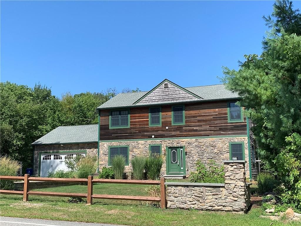1341 Middle Rd, East Greenwich, RI 02818 Zillow