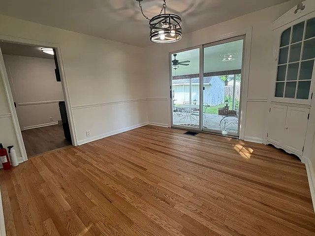 604 Meadow Ln — Photo 8