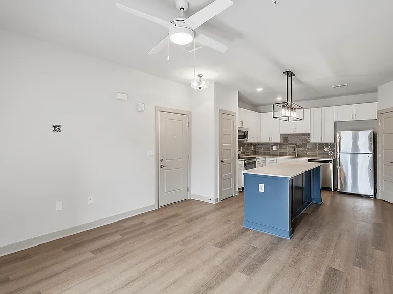 Viridian Apartments — Photo 38