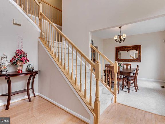 4th image of 35790 Chapel Hill Ct