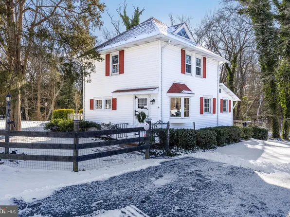 10 Retreat Rd, Southampton, NJ 08088