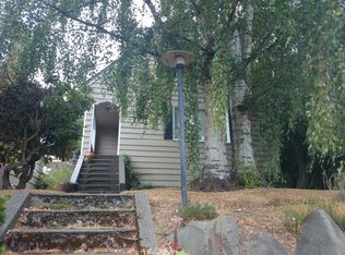 2222 44th Ave SW, Seattle, WA 98116