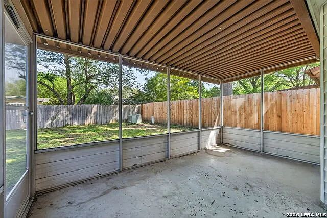 4659 Wetz Dr — Photo 25