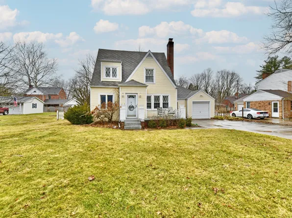 19 Orchard Ln, Anderson, IN 46011