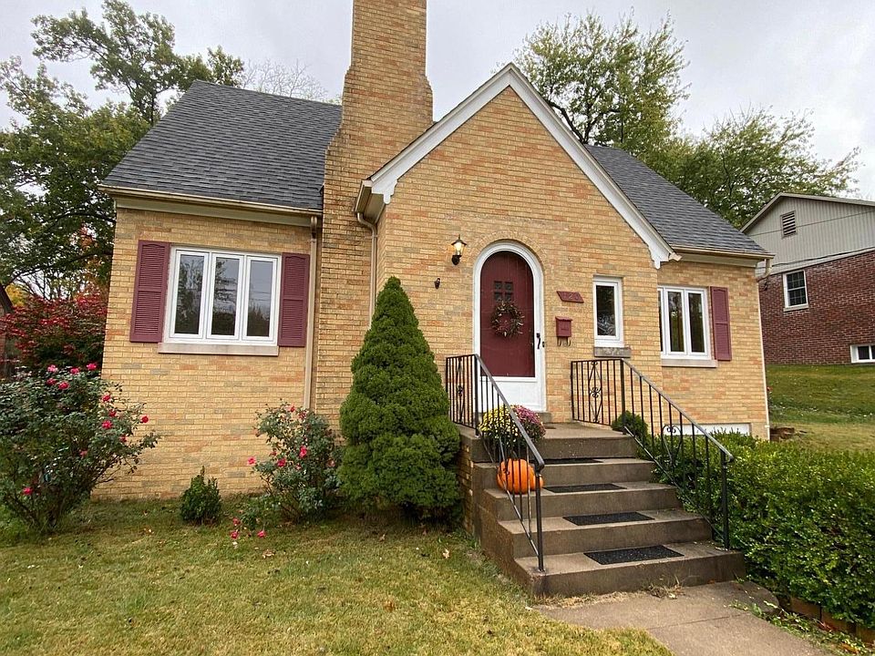 1st image of 120 Douglas Dr