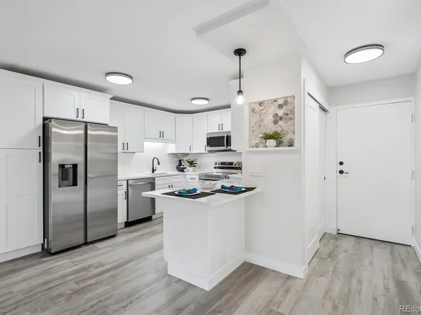 9625 E Center Avenue #10C, Denver, CO 80247