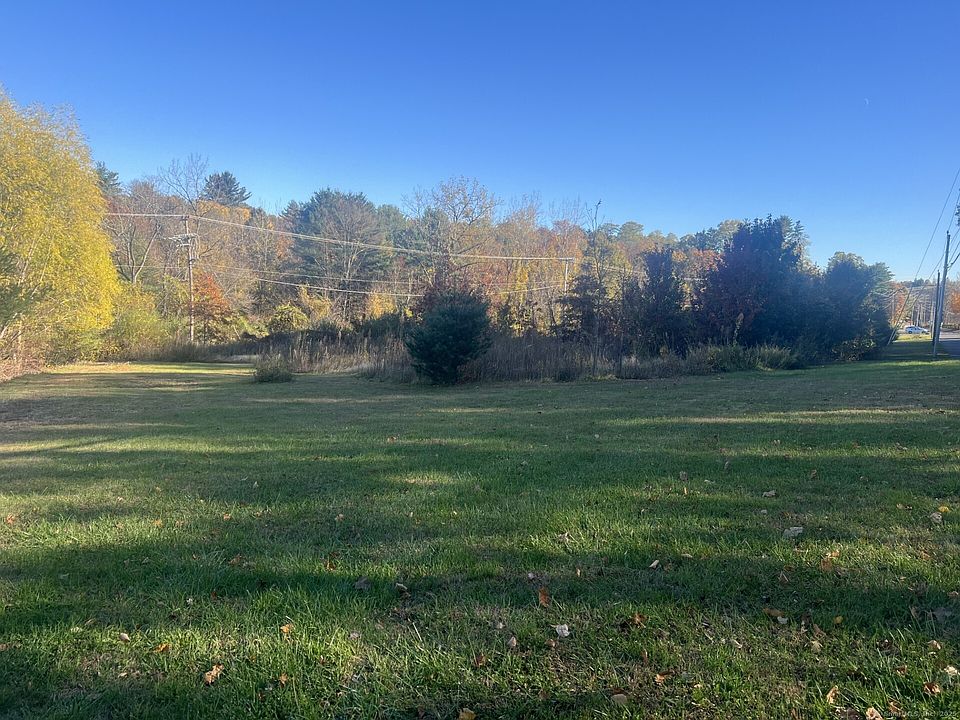 2nd image of 68 Tariffville Road